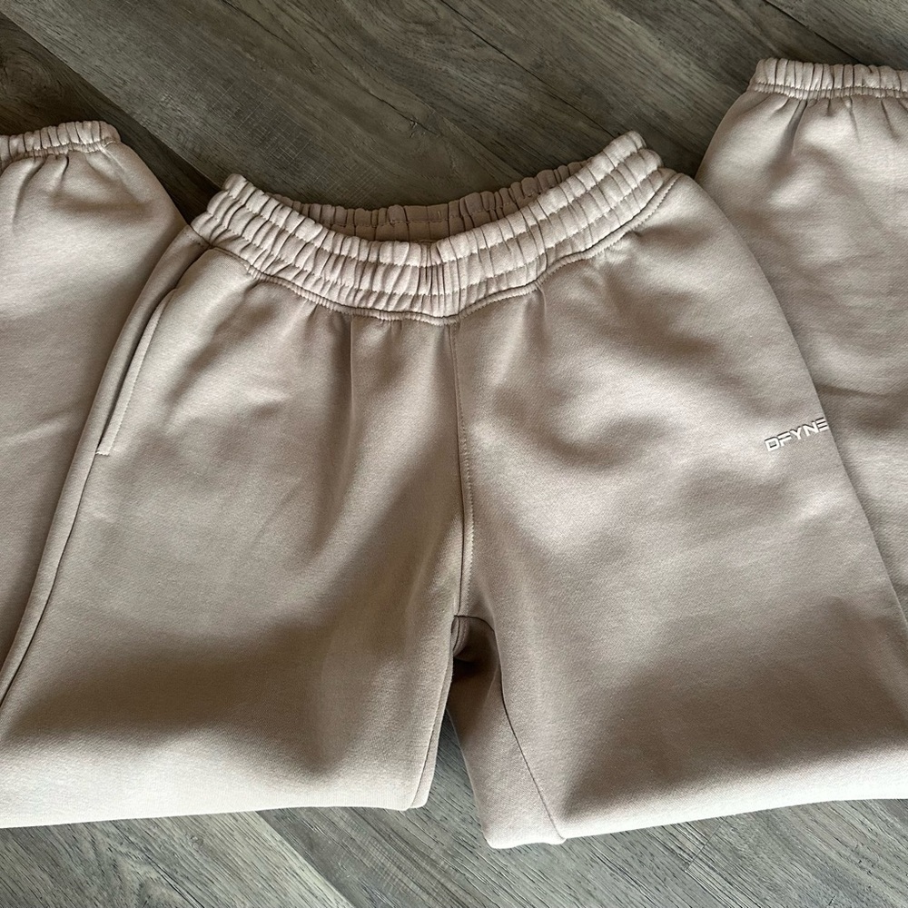 DFYNE Revive Heavy Weight Jogger - Beige - S - NWOT - Picture 3 of 4